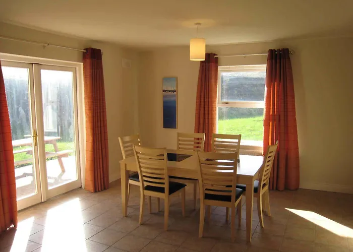 Vakantiehuis Village *